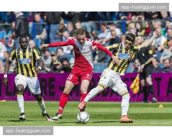 诺丁汉森林保级关键战，其当地电台解说收听率创十年新高，凸显本土市场韧性